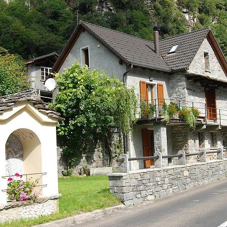 Casa Fontanella Brione (Verzasca) Exterior foto